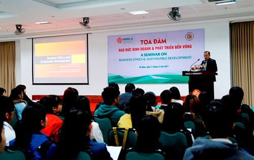 “Đạo đức kinh doanh & phát triển bền vững”