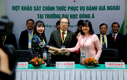 Khảo sát chính thức phục vụ đánh giá ngoài chất lượng giáo dục Trường Đại học Đông Á