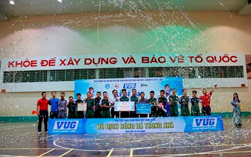 Tuyên dương tuyển ĐH Đông Á - Nhà Vô địch VUG 2018 KV Đà Nẵng