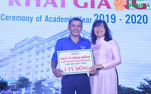 1 tỷ đồng Quỹ vì cộng đồng và hỗ trợ sinh viên khó khăn năm học 2019-2020