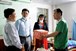 Thăm và trao quà động viên cán bộ có con tham gia nhập ngũ năm 2020