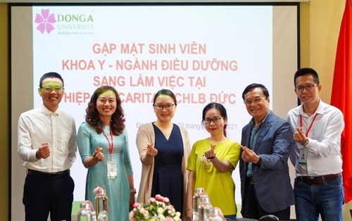 SV ngành Điều dưỡng sang làm việc tại Hiệp hội Caritas - CHLB Đức