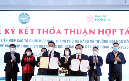 Dong A University signed a collaboration agreement to carry out people-to-people relations activities between 2022 and 2025.