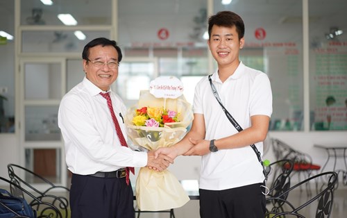 Sinh viên trường nào mà lại được “se duyên” Nhật nhiều đến vậy?