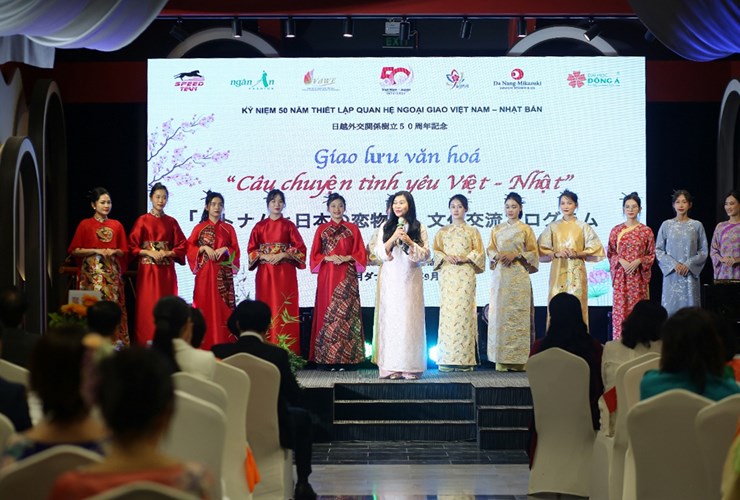 Sinh viên ĐH Đông Á góp thêm sắc màu ấn tượng tại “Câu chuyện tình yêu Việt - Nhật”