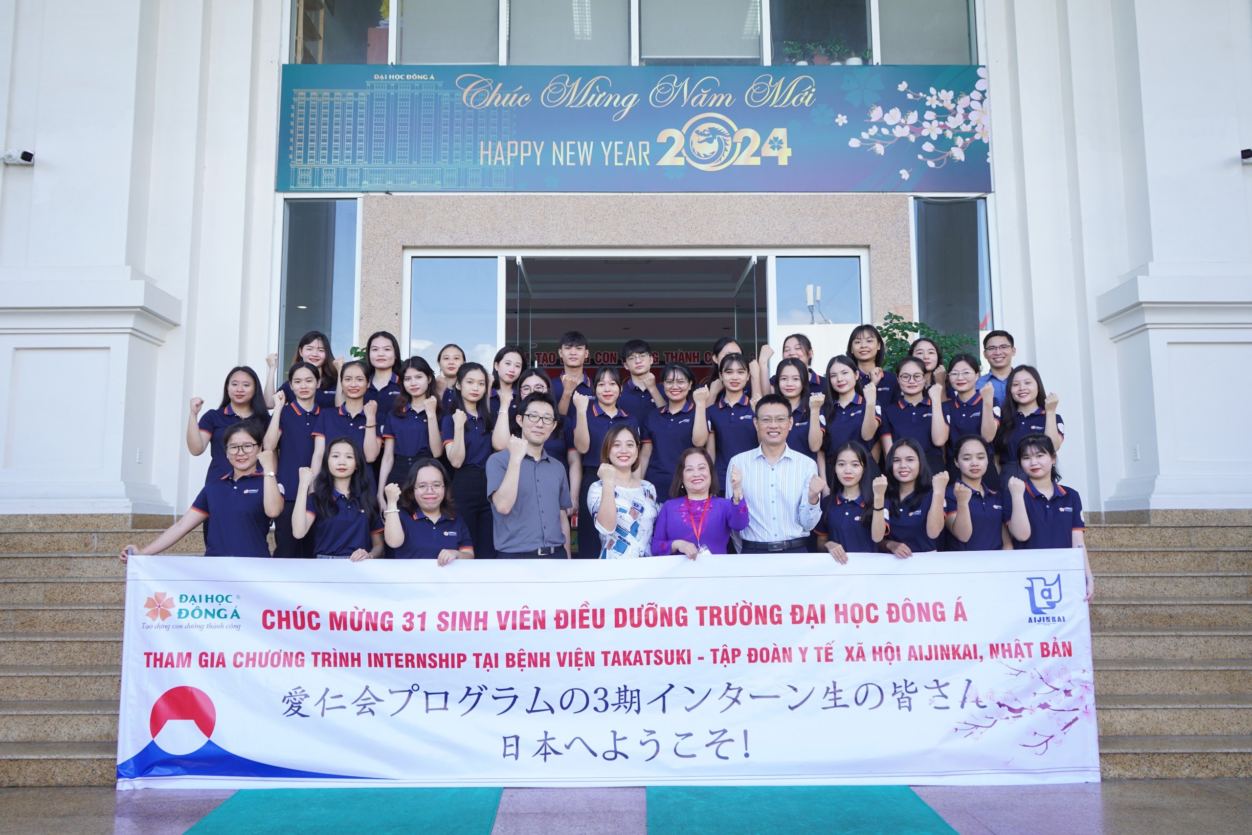 Đại học Đông Á: 31 sinh viên Điều dưỡng đầu tiên của năm 2024 đến Nhật Bản