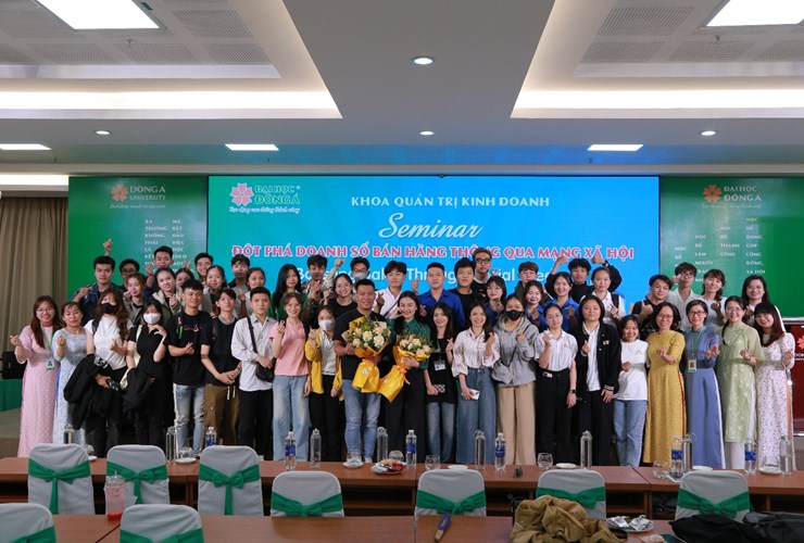 Đại học Đông Á: "Nhà quản trị tương lai" học cách bứt phá doanh thu qua mạng xã hội 