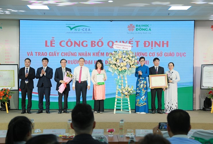 Đại học Đông Á hoàn thành kiểm định chất lượng giáo dục chu kỳ 2