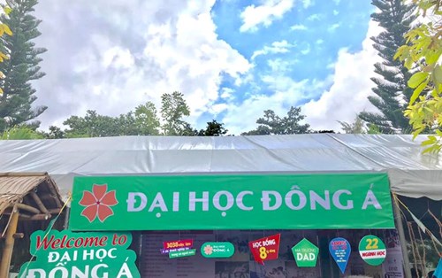 Đại học Đông Á tư vấn tuyển sinh tại ngày hội VHDG trường THPT Ngũ Hành Sơn - Đà Nẵng