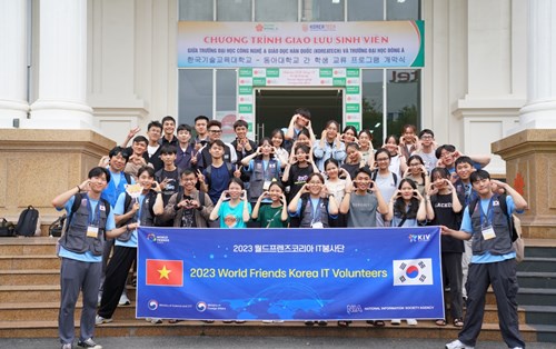 Giao lưu ĐH Đông Á - KoreaTech: thú vị những trải nghiệm lần đầu thử sức