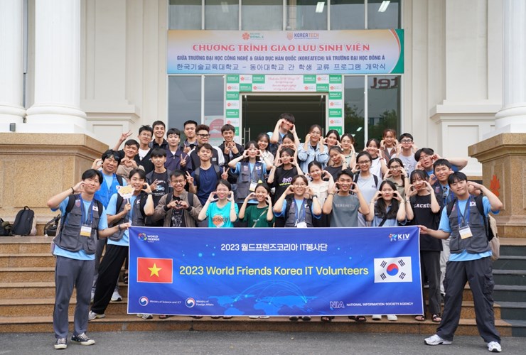 Giao lưu ĐH Đông Á - KoreaTech: thú vị những trải nghiệm lần đầu thử sức