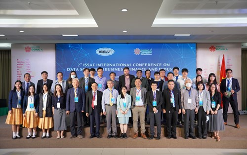 Khai mạc Hội thảo quốc tế “Khoa học dữ liệu trong Kinh doanh, Tài chính và Công nghiệp”