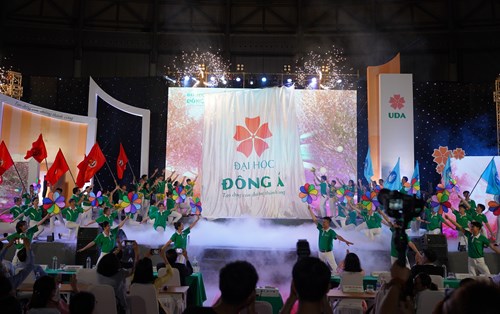 Dong A University: Welcome the Opening Ceremony and freshmen 2022 
