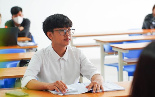 "Cái kết 2in1" của chàng sinh viên Kế toán Đại học Đông Á