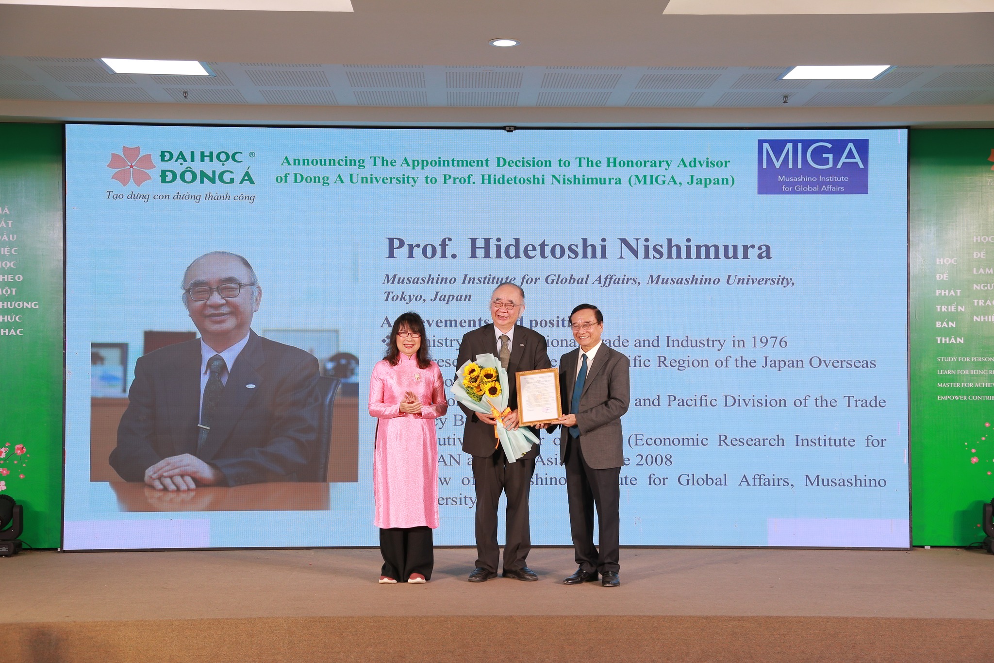 GS. Hidetoshi Nishimura là Cố vấn danh dự trường Đại học Đông Á