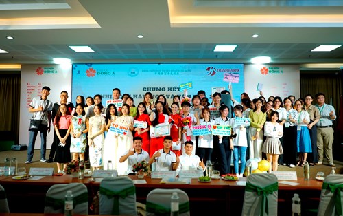 Nhịp cầu Hán ngữ: Sân chơi ngôn ngữ và văn hóa thu hút sinh viên ĐH Đông Á