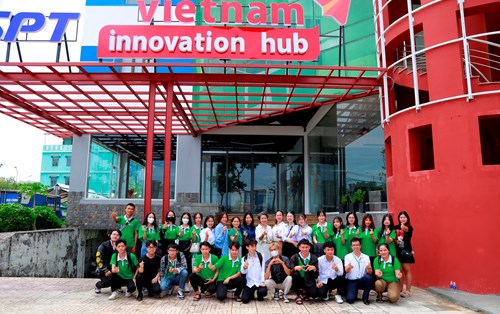 SV Đại học Đông Á tham quan mô hình khởi nghiệp thực tế tại doanh nghiệp