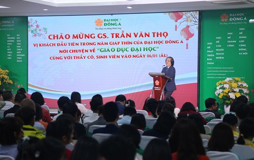 Gặp gỡ đầu năm Đại học Đông Á: GS Trần Văn Thọ "xông đất" với chuyên đề Giáo dục đại học