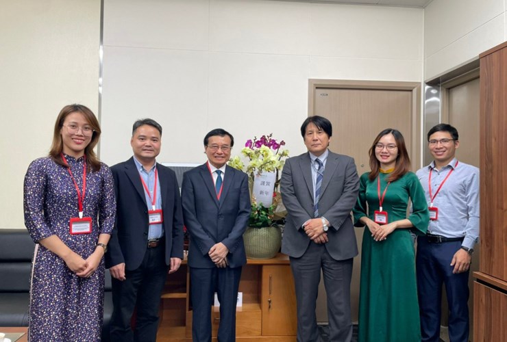 Đại học Đông Á thăm và chúc Tết Tổng Lãnh sự Nhật Bản tại Đà Nẵng
