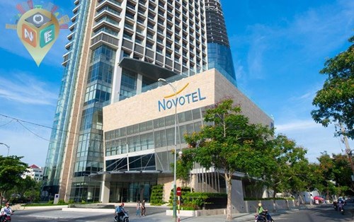 Khách sạn Novotel