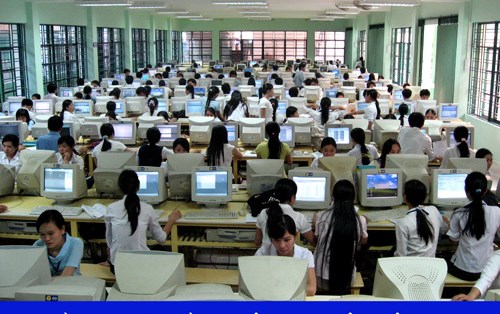 “Nâng hạng” trường CĐ Đông Á lên Đại học