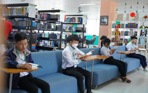 Thư viện Đại học Đông Á: hướng bạn đọc chủ động đăng ký trực tuyến khi sử dụng dịch vụ 