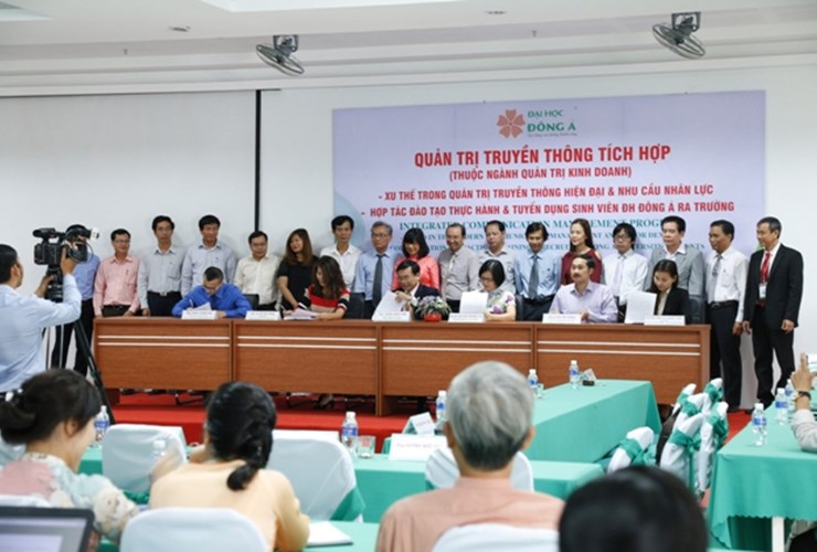 Đại học Đông Á mở chương trình QTKD-Quản trị truyền thông tích hợp đầu tiên ở khu vực miền Trung