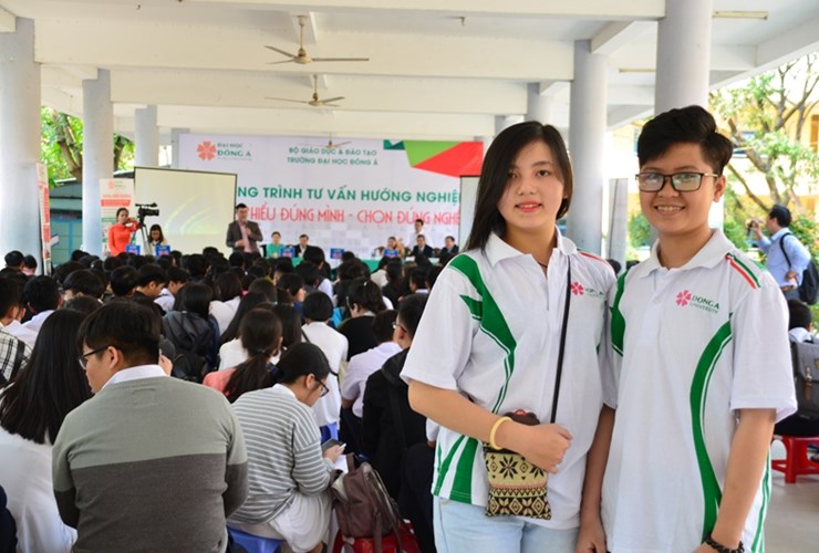Khởi động chuỗi chương trình hướng nghiệp dành cho học sinh THPT của ĐH Đông Á