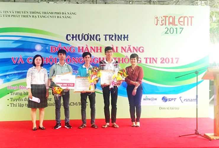 SV CNTT ĐH Đông Á đạt Giải 3 cuộc thi lập trình theo chuẩn quốc tế