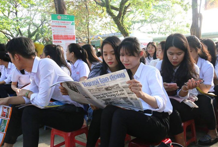 Đại học Đông Á tham gia chương trình Tư vấn tuyển sinh 2018 báo Người lao động