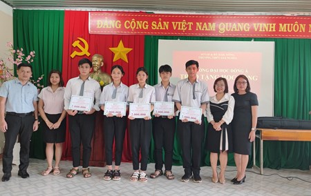 DONG A UNIVERSITY FORMS BEAUTIFUL FRIENDSHIP WITH OTHER HIGH SCHOOLS